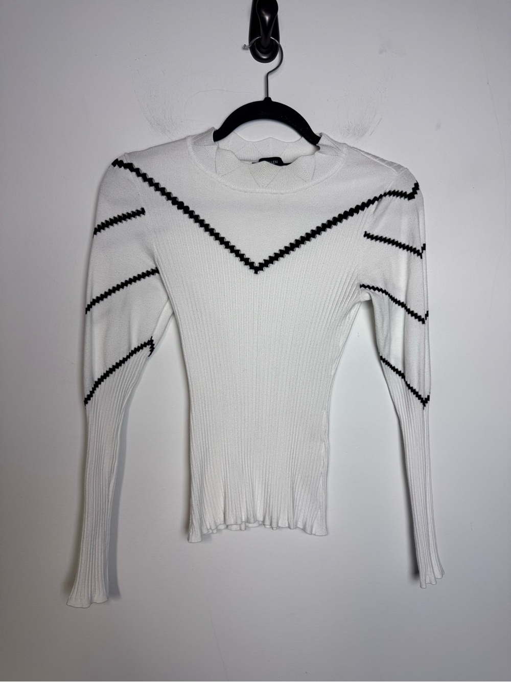 Karen Millen Pointelle Chevron Sweater - Picture 3 of 10